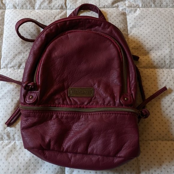 Wallflower Backpack - Picture 2 of 14